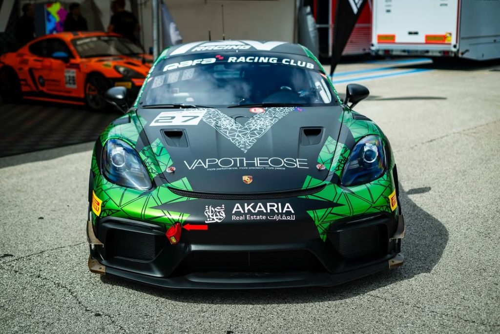 Porsche Cayman GT4 RS